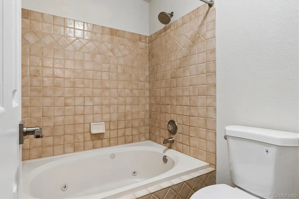2910 W Long Circle Littleton CO 80120