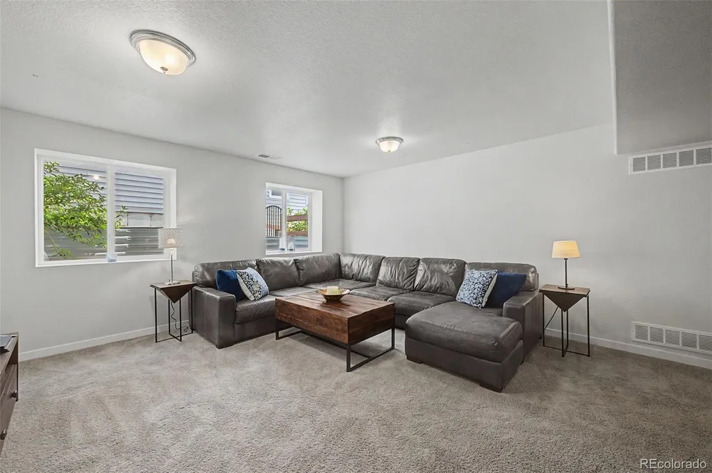 10286 Ravenclaw Drive Colorado Springs CO 80924
