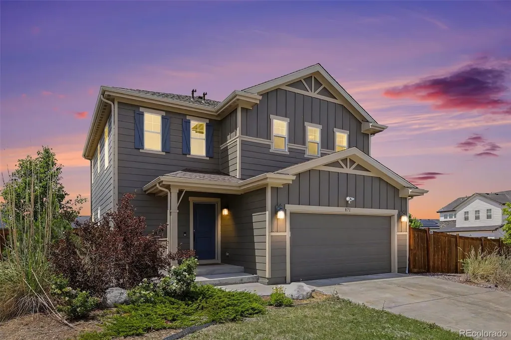 871 N Waterloo Circle Aurora CO 80018