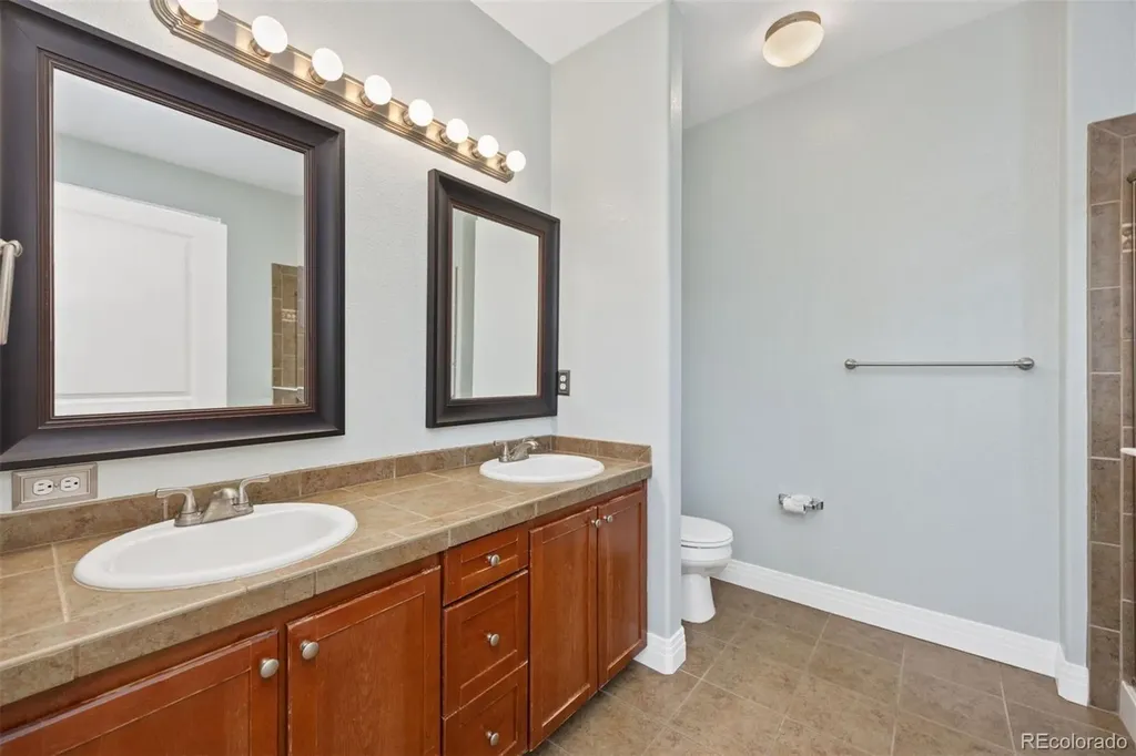 9039 E Panorama Circle Englewood CO 80112