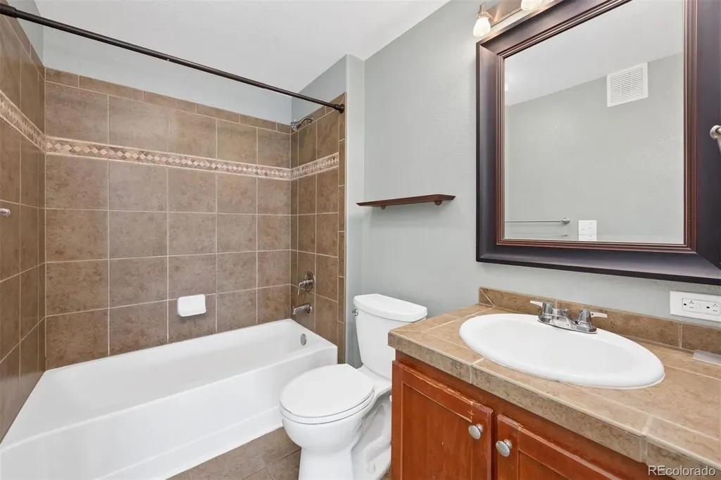 9039 E Panorama Circle Englewood CO 80112