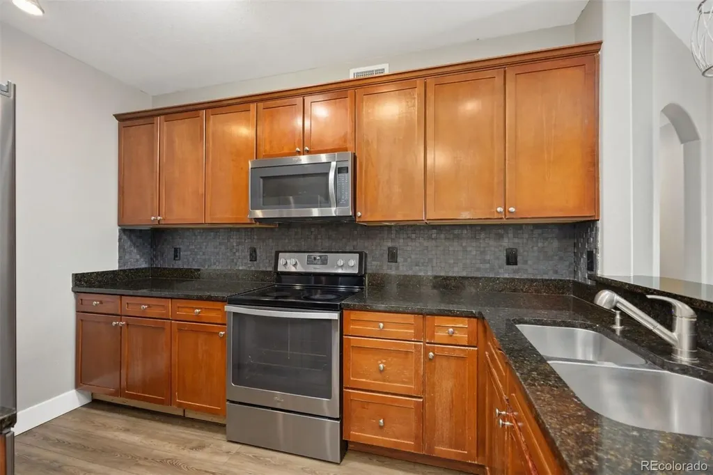 9039 E Panorama Circle Englewood CO 80112