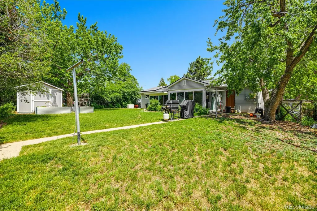 3356 W Hialeah Avenue Littleton CO 80123