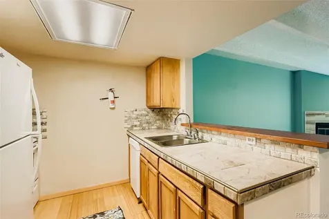 1011 S Ironton Street Aurora CO 80012
