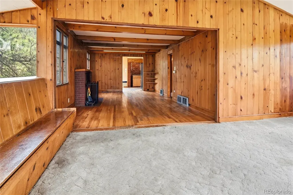 26079 Kingsbury Road Kittredge CO 80457