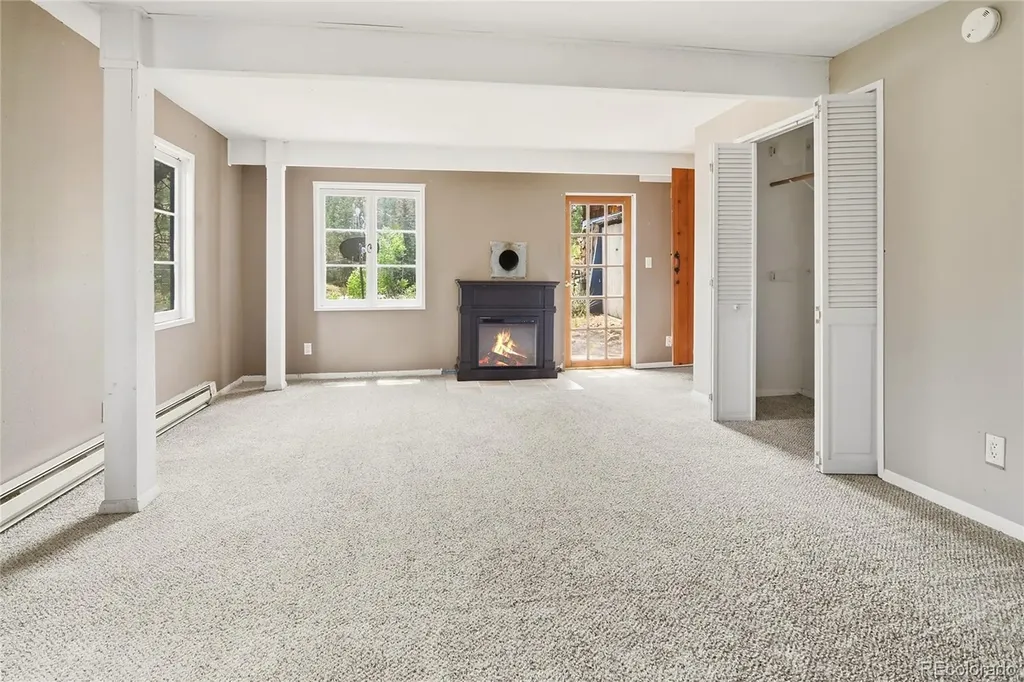 26079 Kingsbury Road Kittredge CO 80457