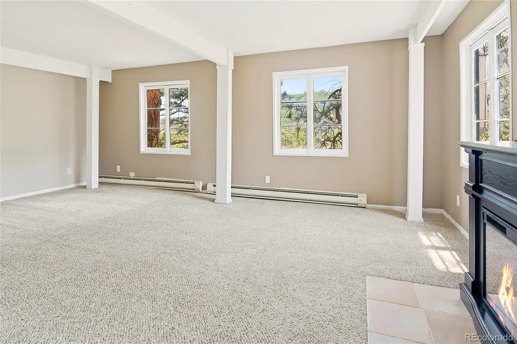 26079 Kingsbury Road Kittredge CO 80457