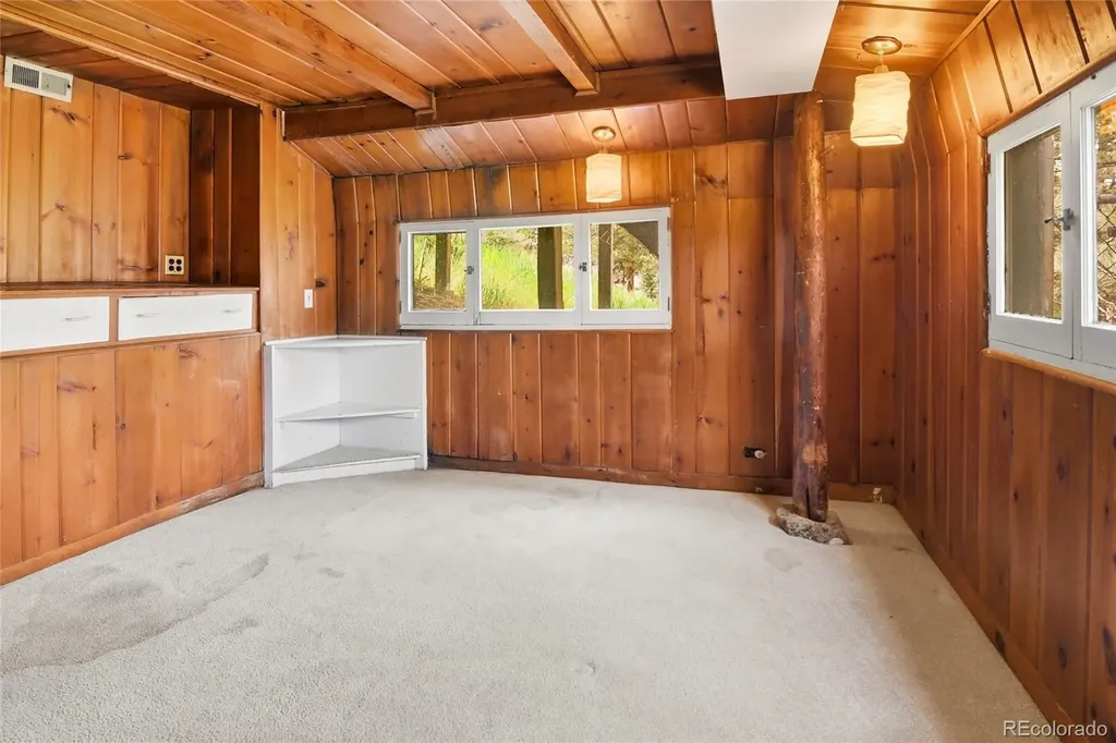 26079 Kingsbury Road Kittredge CO 80457