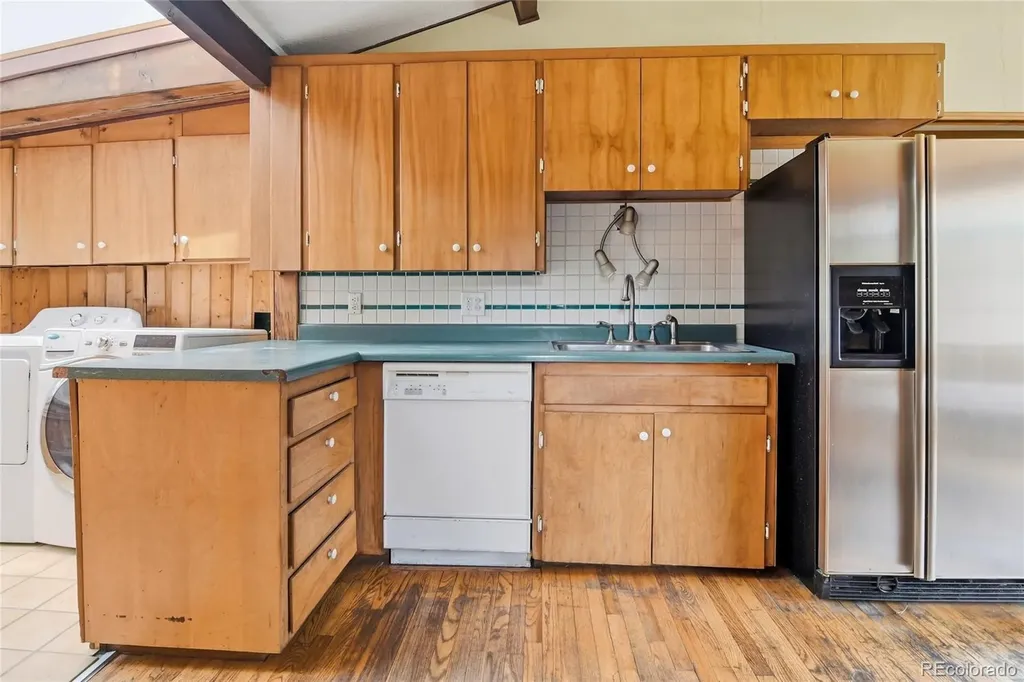 26079 Kingsbury Road Kittredge CO 80457