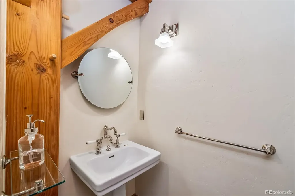 273 Two Cabins Drive Silverthorne CO 80498