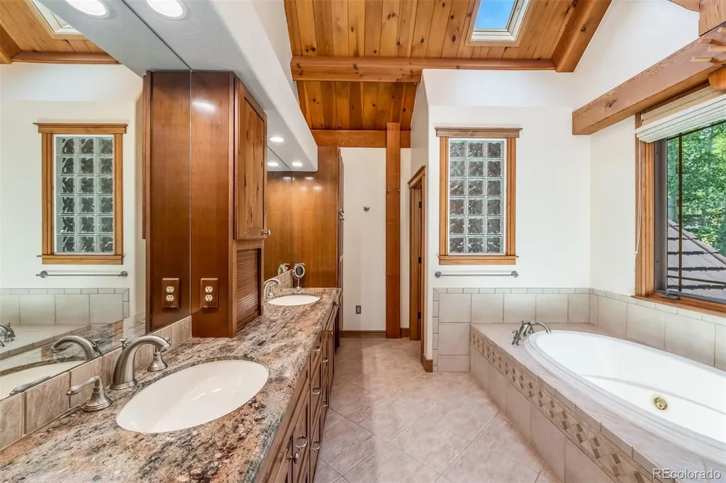 273 Two Cabins Drive Silverthorne CO 80498