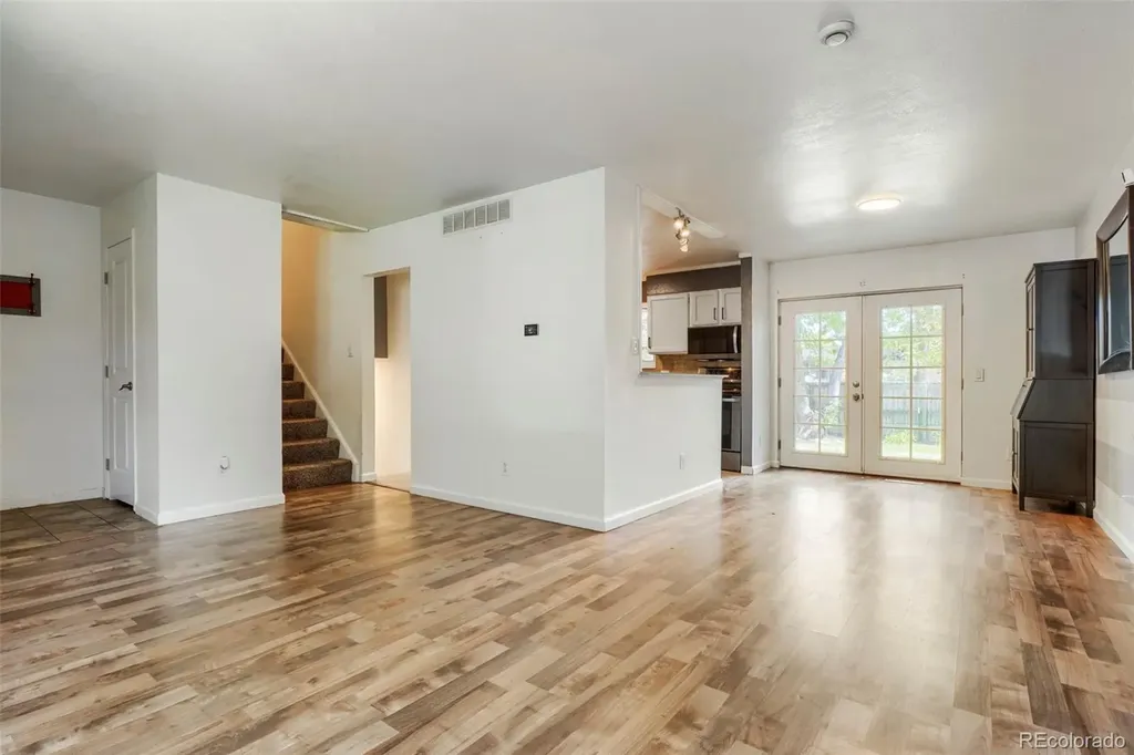 4646 S Mobile Way Aurora CO 80015