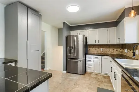 4646 S Mobile Way Aurora CO 80015