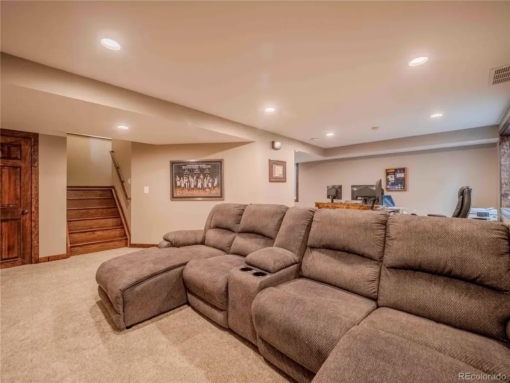 10071 Silver Maple Circle Highlands Ranch CO 80129