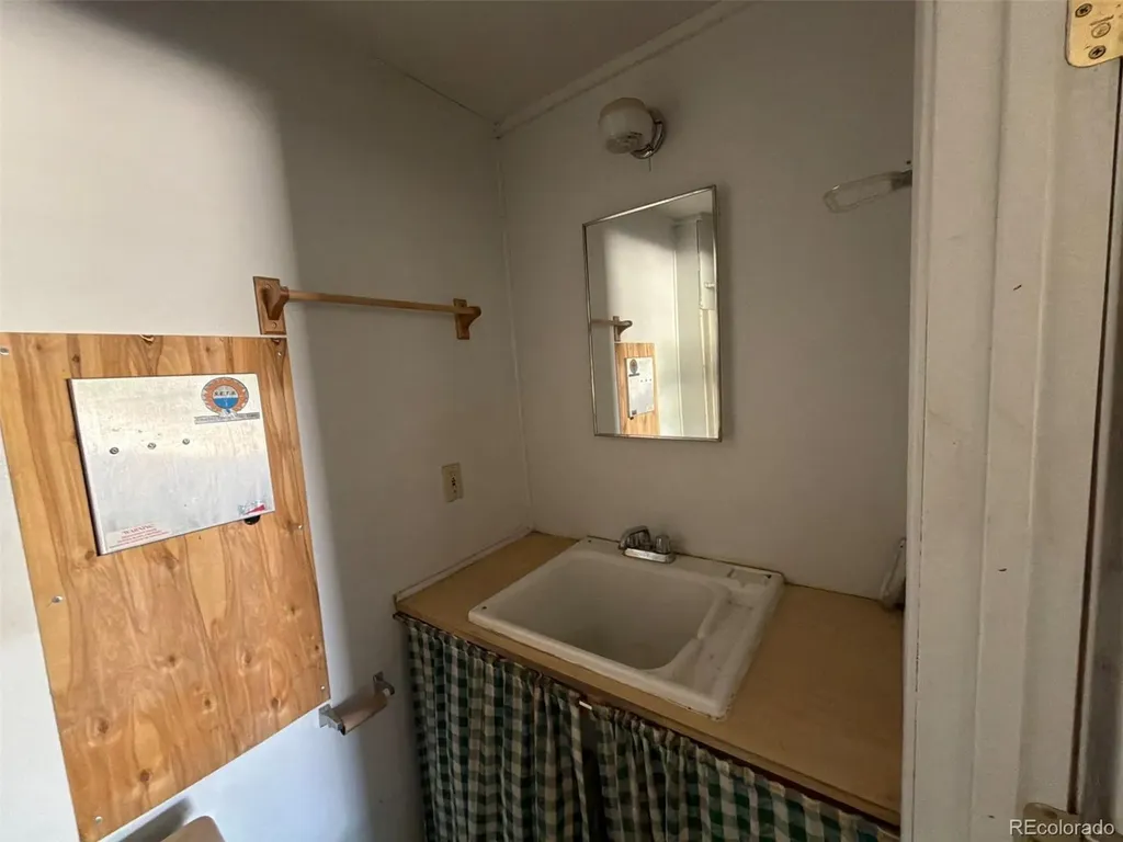 1035 Spanish Peaks Drive Walsenburg CO 81089