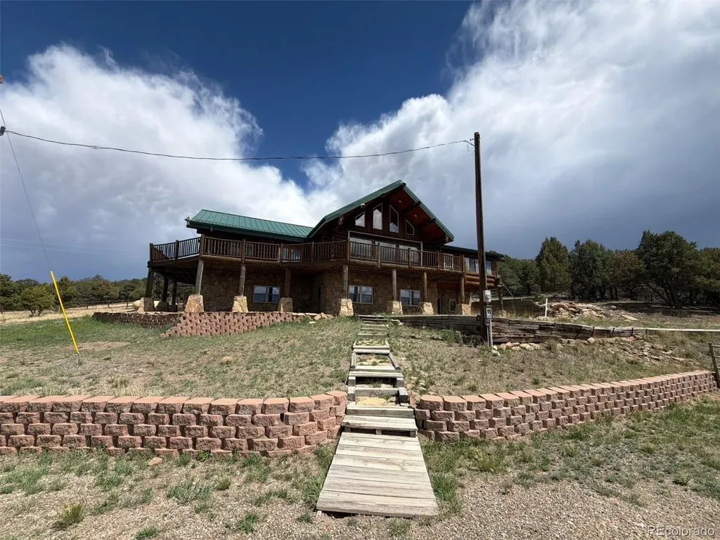1035 Spanish Peaks Drive Walsenburg CO 81089