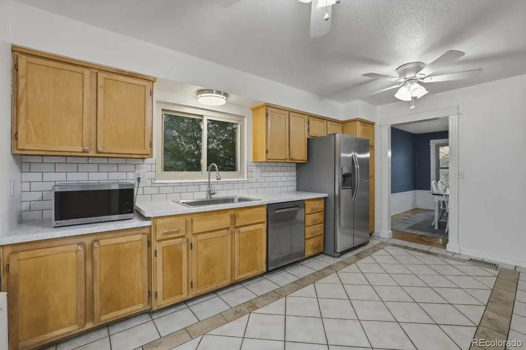 5424 Country Heights Colorado Springs CO 80917