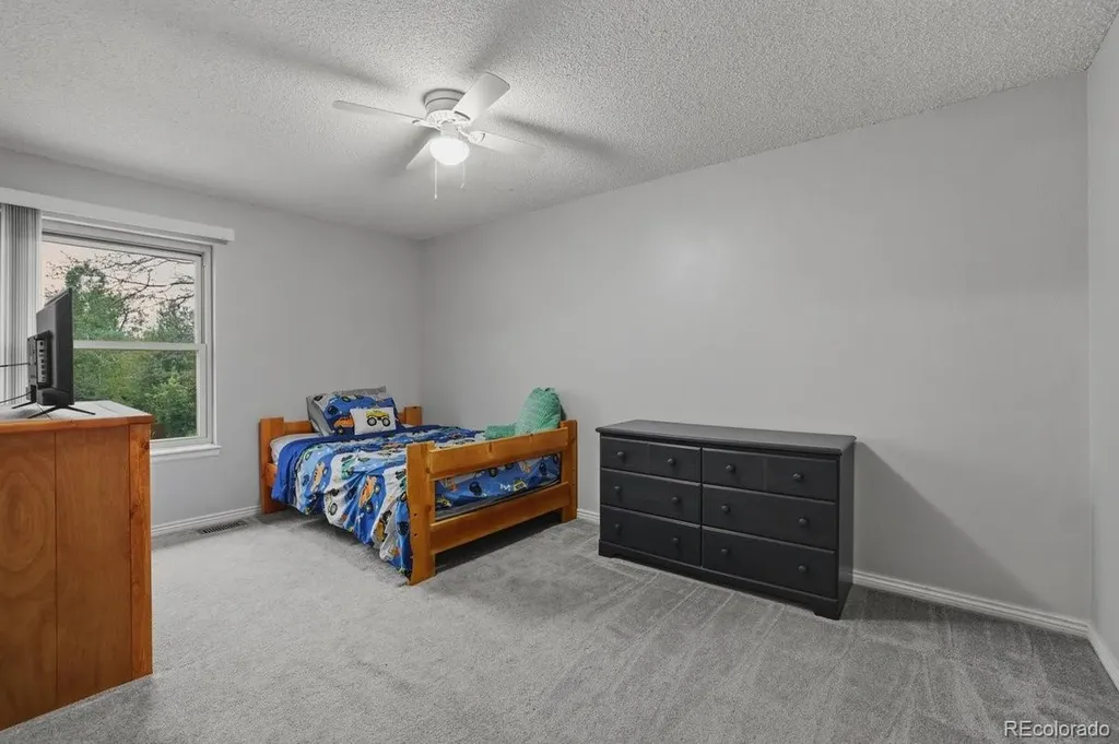 5424 Country Heights Colorado Springs CO 80917