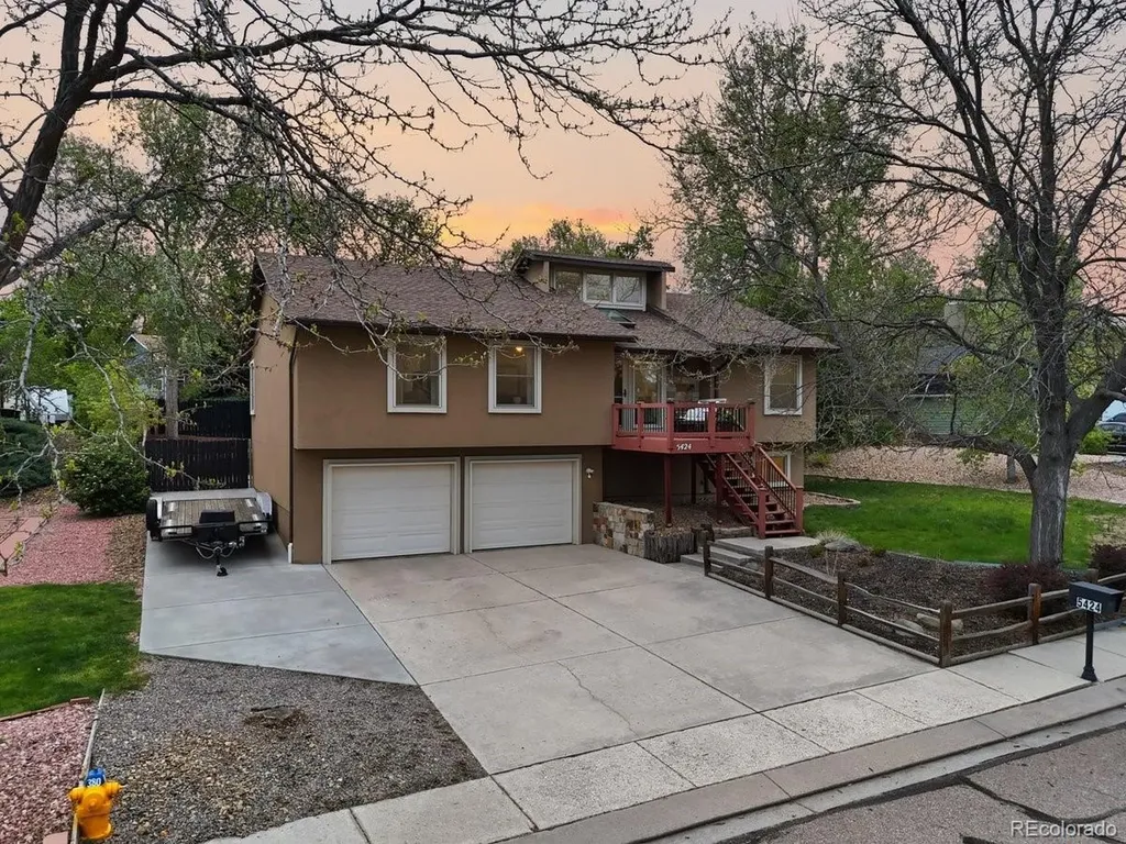 5424 Country Heights Colorado Springs CO 80917