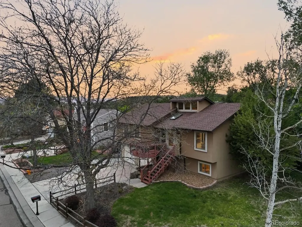 5424 Country Heights Colorado Springs CO 80917