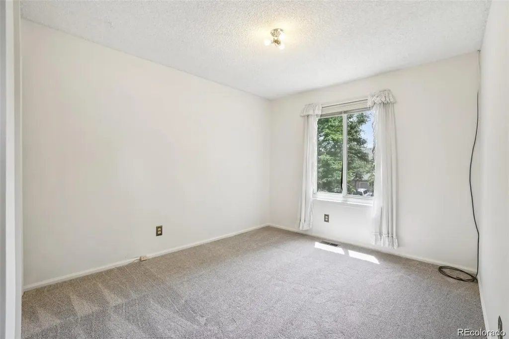 3500 S Telluride Circle Aurora CO 80013