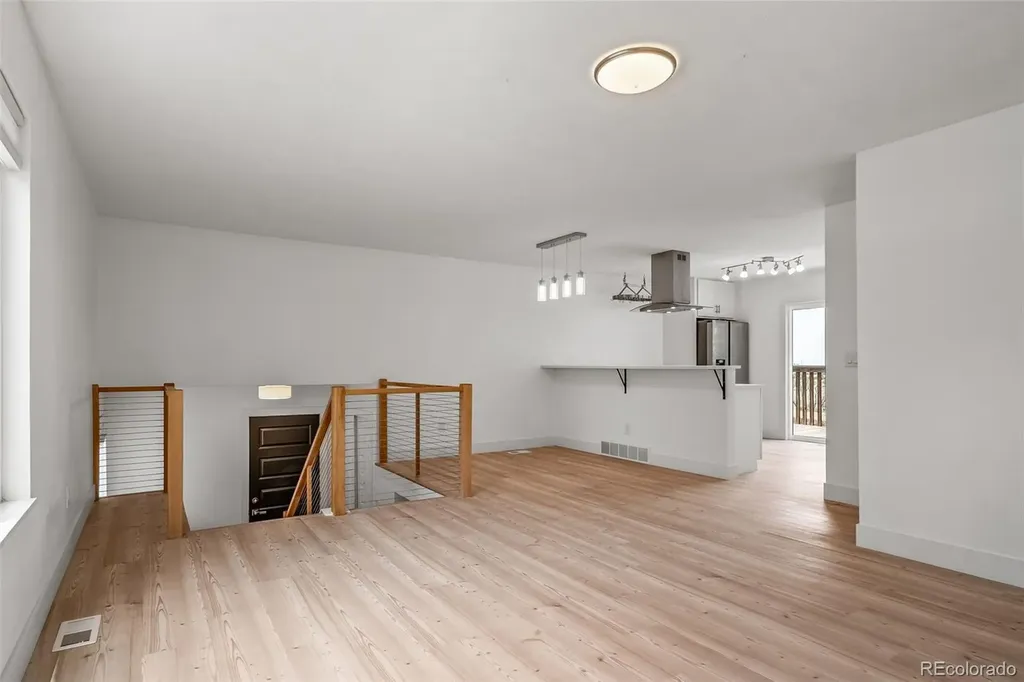 15989 E 18th Place Aurora CO 80011
