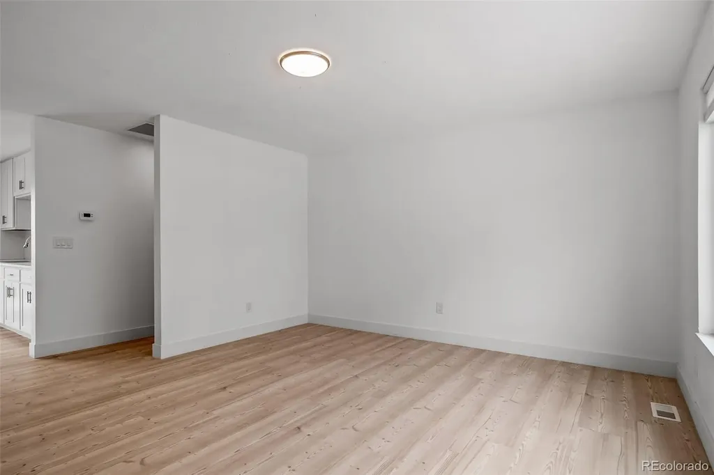 15989 E 18th Place Aurora CO 80011