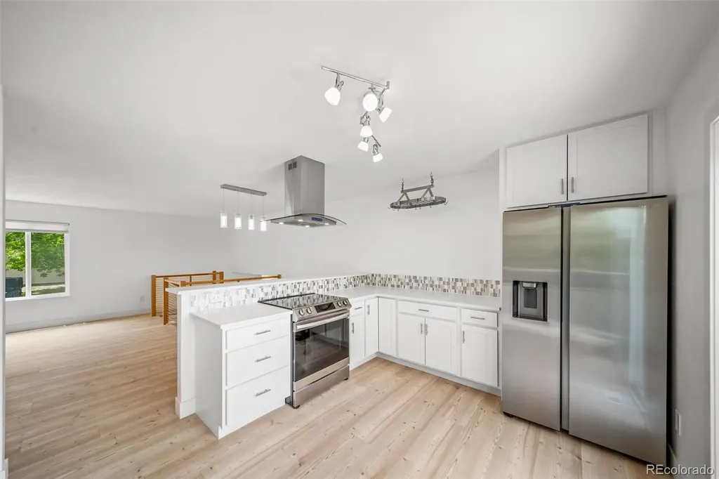15989 E 18th Place Aurora CO 80011