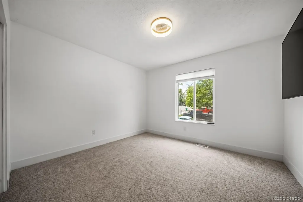 15989 E 18th Place Aurora CO 80011