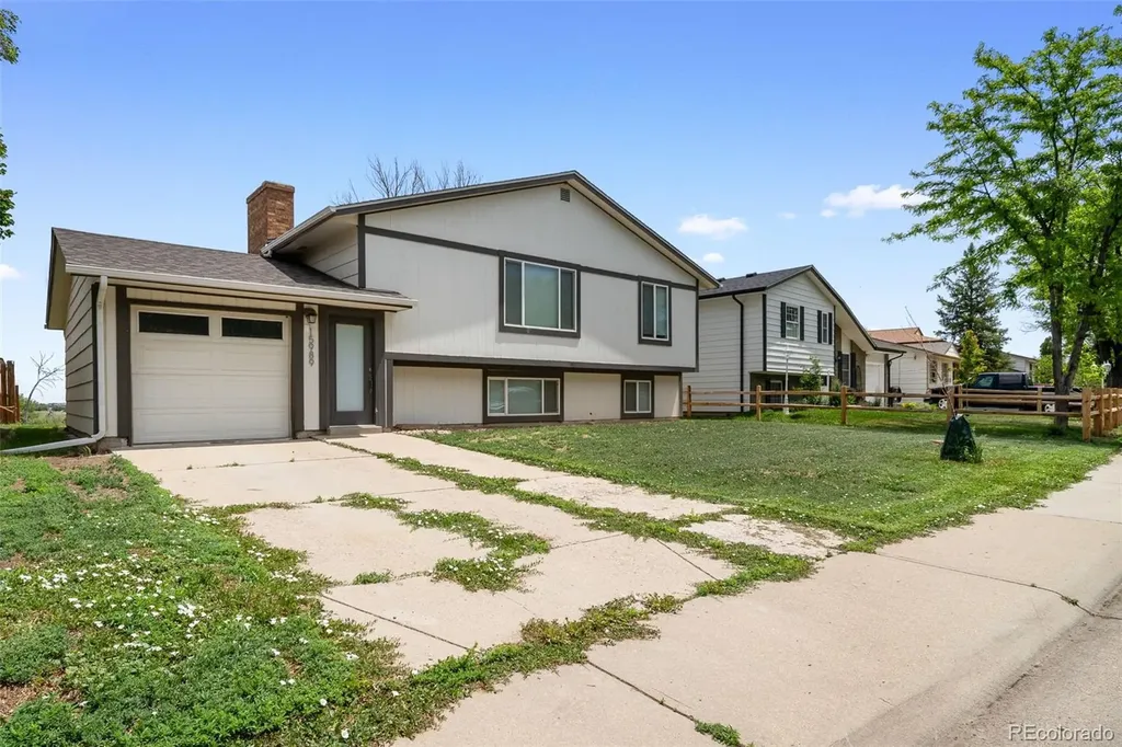 15989 E 18th Place Aurora CO 80011