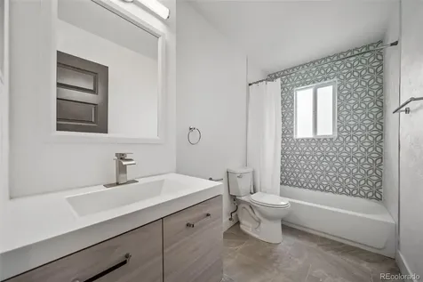 15989 E 18th Place Aurora CO 80011