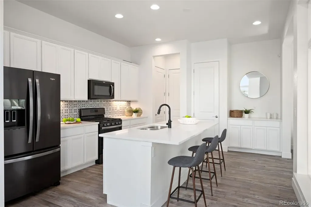 21405 E 59th Drive Aurora CO 80019