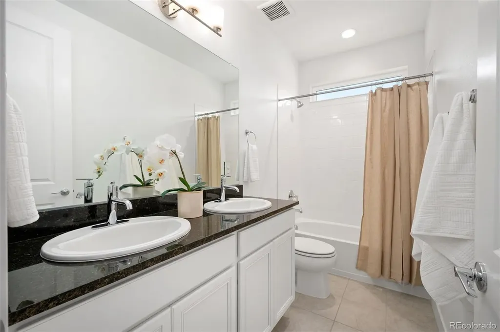 21405 E 59th Drive Aurora CO 80019