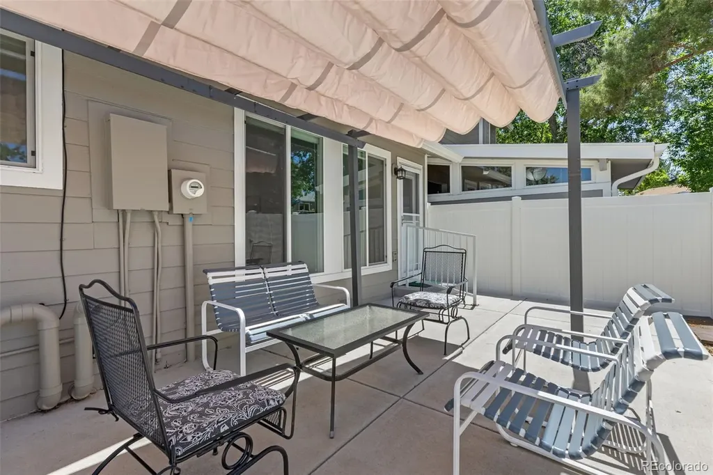 7161 S Vine Circle Centennial CO 80122