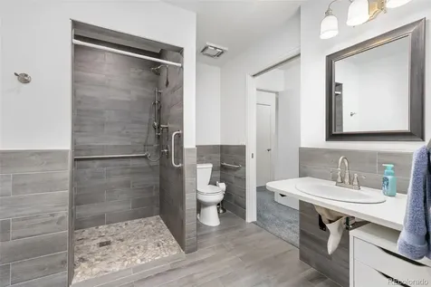 7161 S Vine Circle Centennial CO 80122