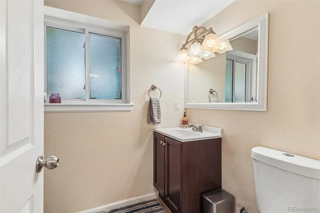 11070 Eudora Circle Denver CO 80233