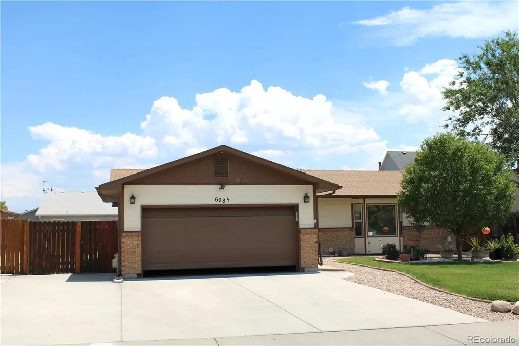 608 1/2 Wagon Way Grand Junction CO 81504