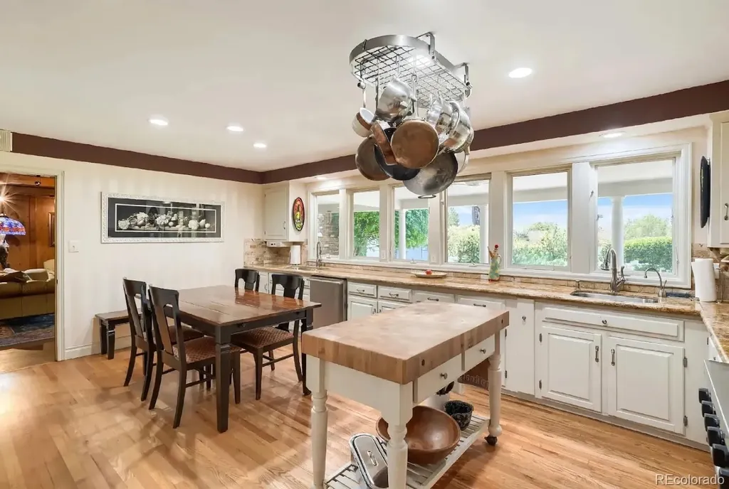 5522 W Lakeridge Road Lakewood CO 80227