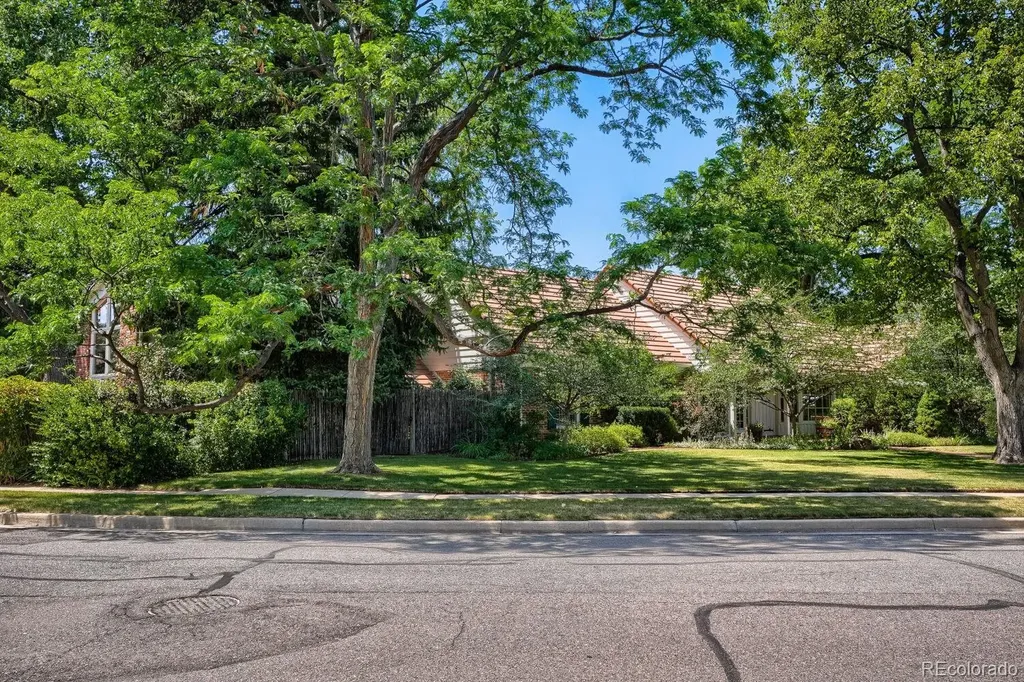5522 W Lakeridge Road Lakewood CO 80227