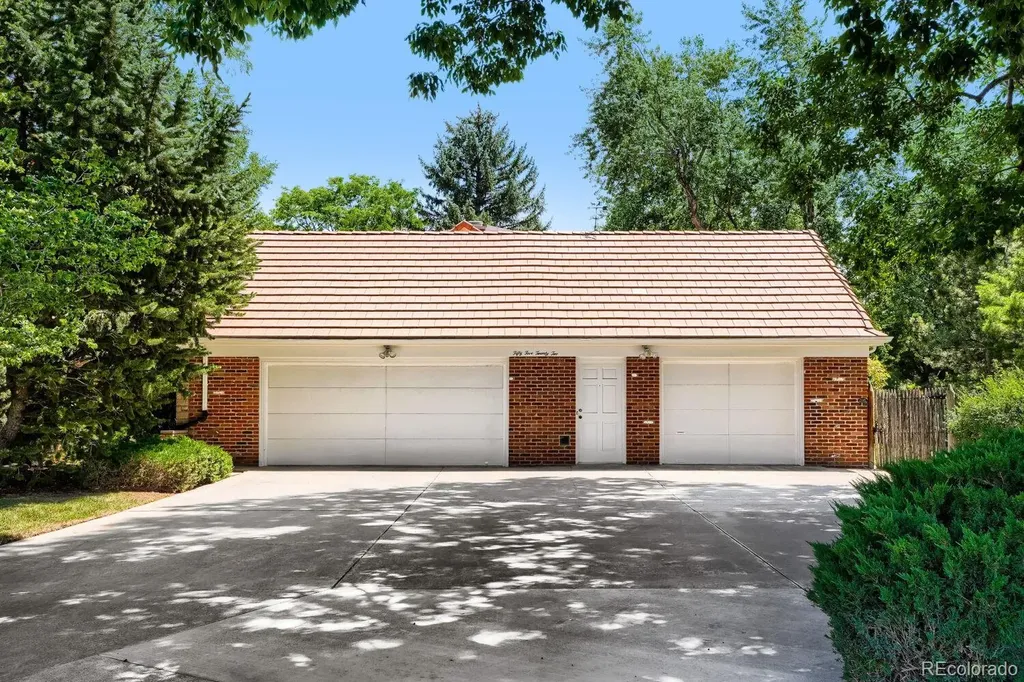 5522 W Lakeridge Road Lakewood CO 80227