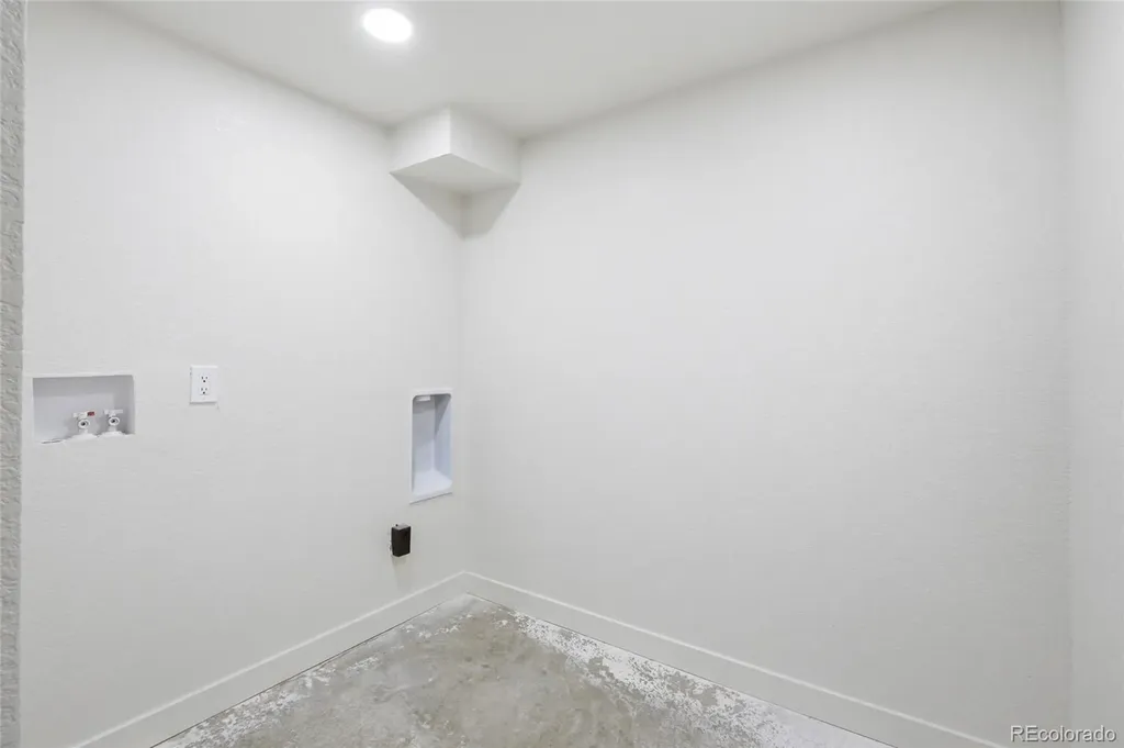7464 W Louisiana Avenue Lakewood CO 80232