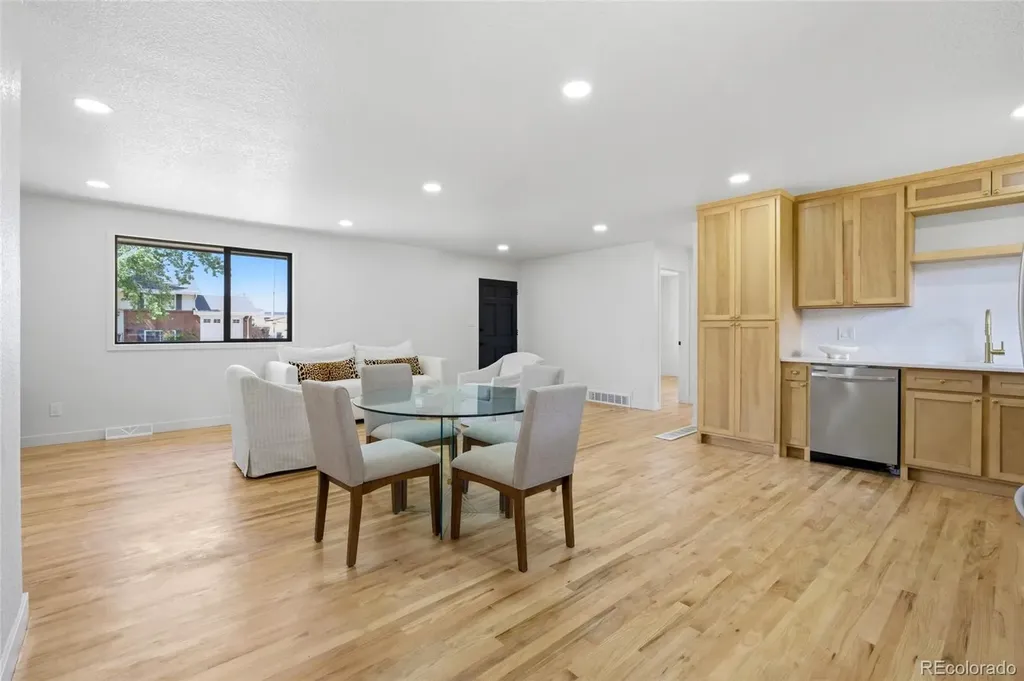 7464 W Louisiana Avenue Lakewood CO 80232