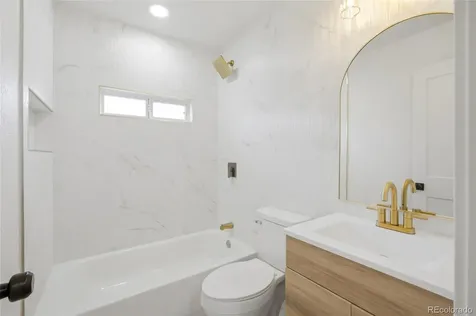 7464 W Louisiana Avenue Lakewood CO 80232