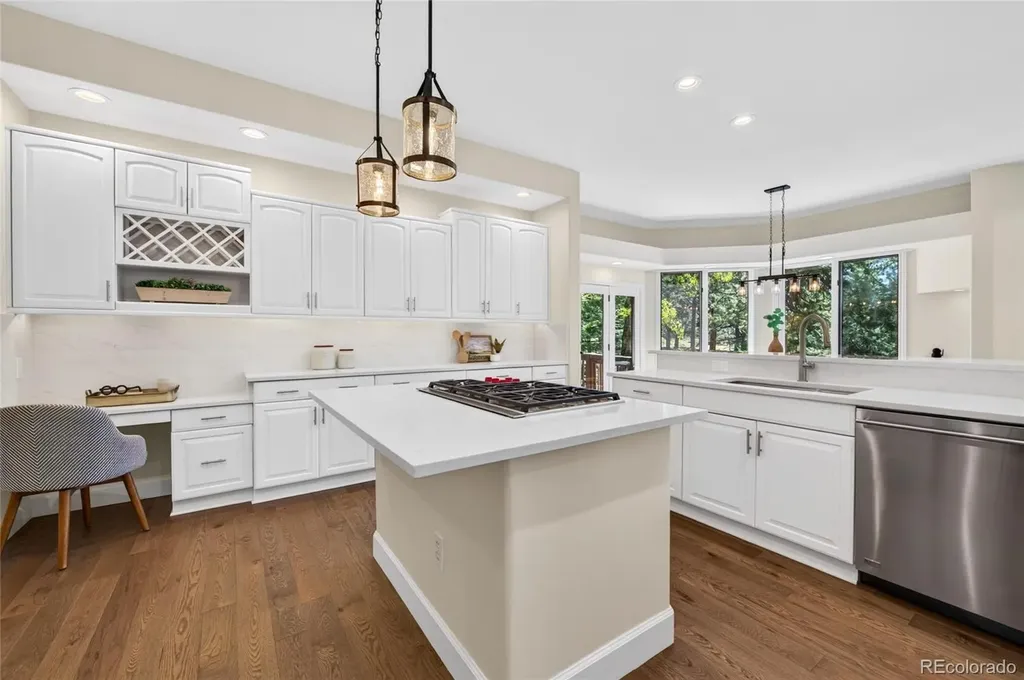 1580 Blakcomb Court Evergreen CO 80439