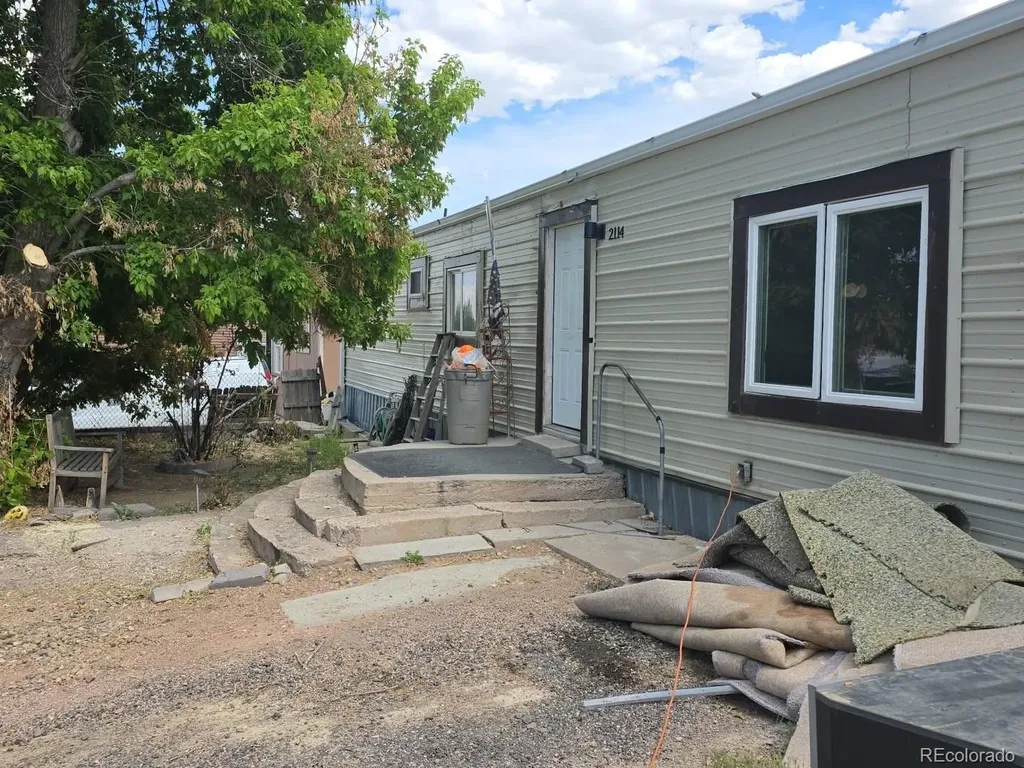 2114 W 91st Place Denver CO 80260
