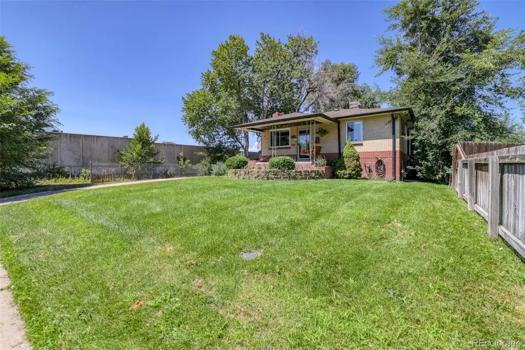 1717 S Clayton Street Denver CO 80210