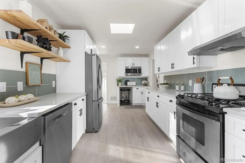 2960 Poplar Street Denver CO 80207