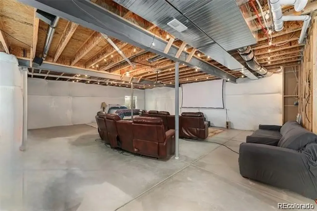 9573 Cherry Lane Denver CO 80229