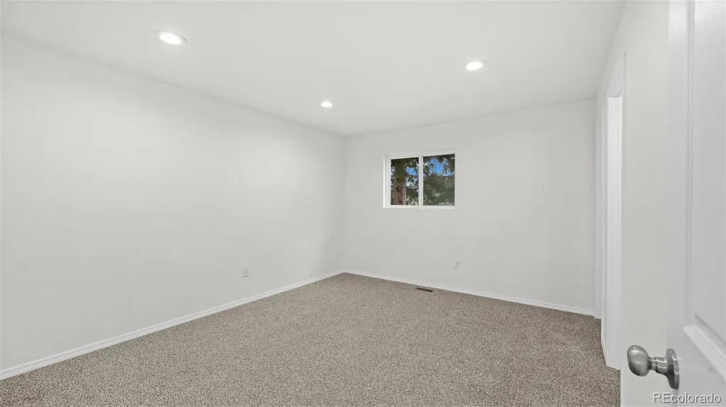 5625 Escapardo Way Colorado Springs CO 80917