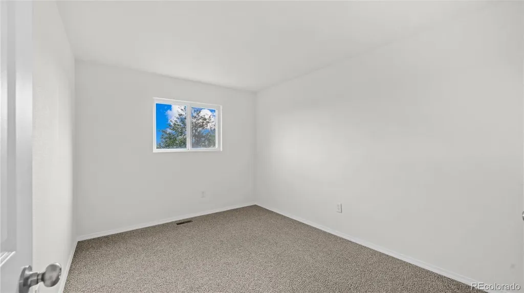5625 Escapardo Way Colorado Springs CO 80917